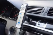 SUPORT TELEFON MAGNETIC AUTO CU FIXARE PE BORD